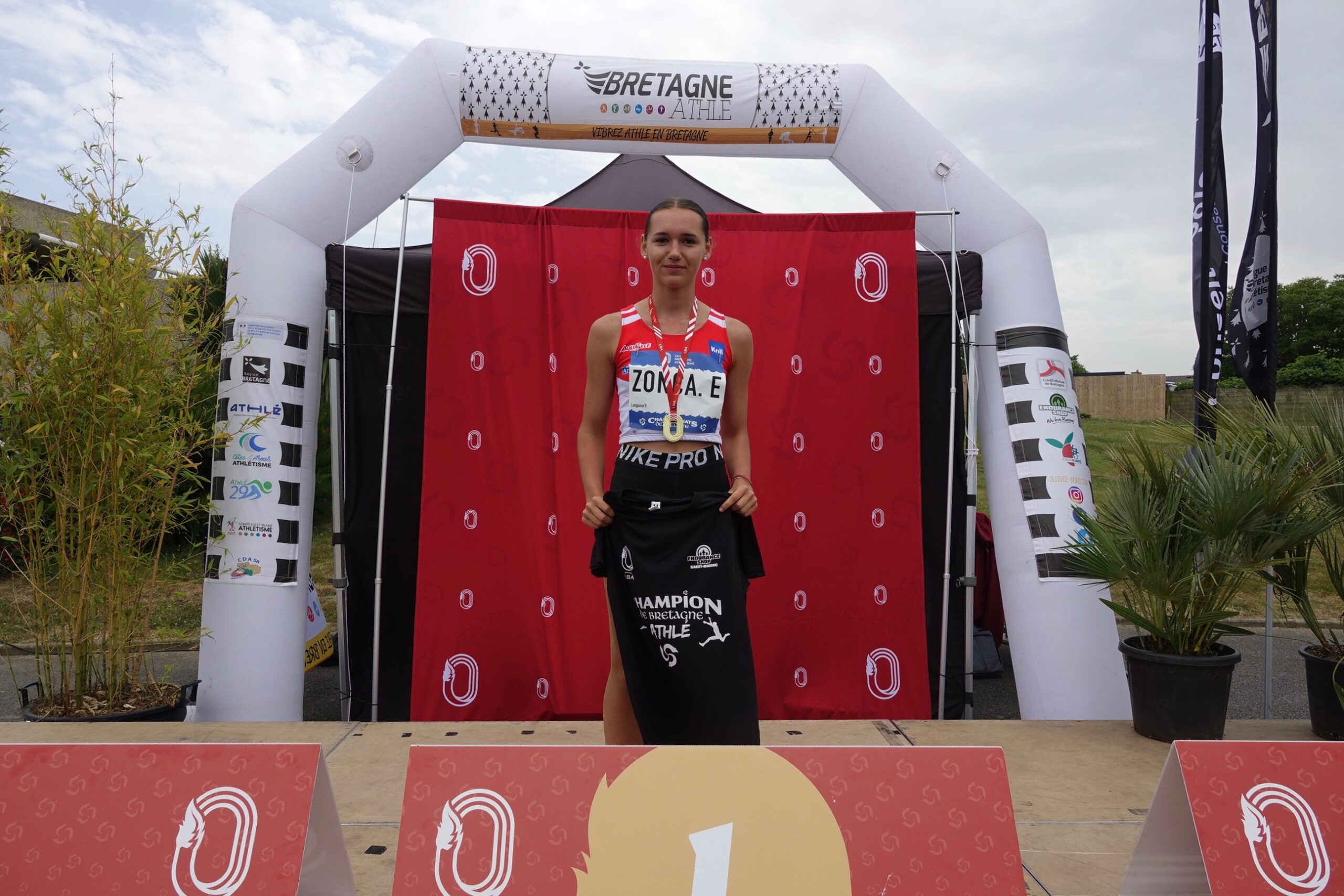 Eva Zonca podium longueur