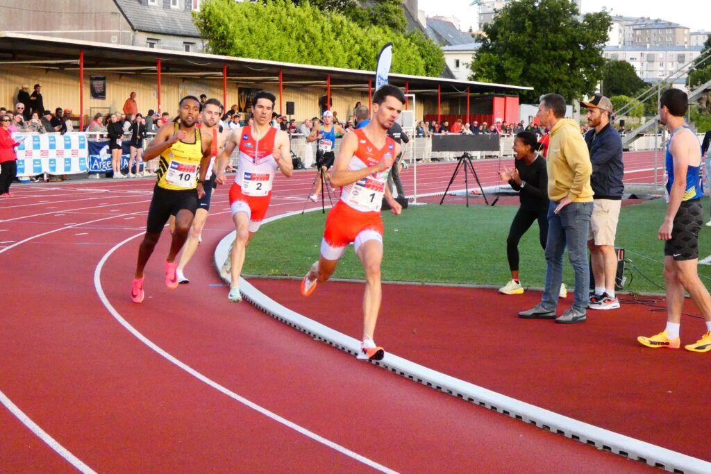 Benoît Campion sur le 800m du meeting Karine Bouguéon du 23 mai 2025