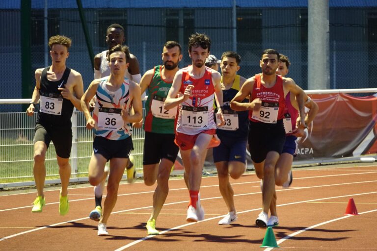 Martin Léon ur le 5000m de la Tempo Run League le 14 juin 2025 à Cergy