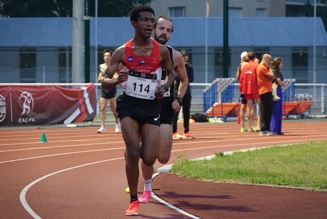 Raphaël Grisel sur le 5000m de la Tempo Run League le 14 juin 2025 à Cergy