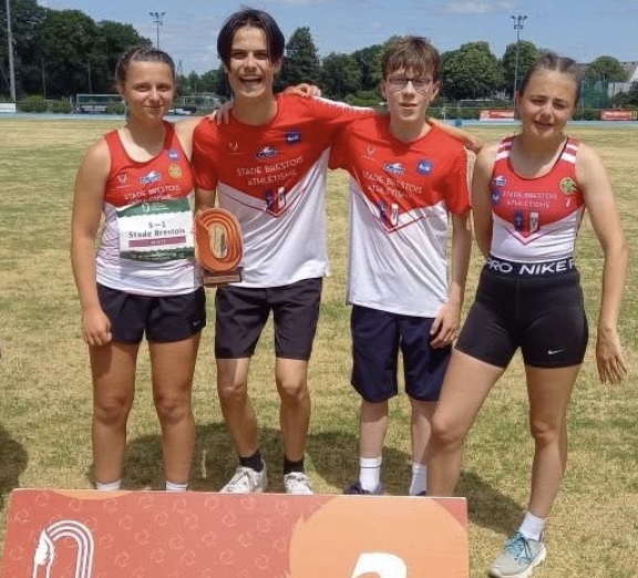 Relais mixte 8-2-2-8 fête de la jeunesse 2025 à Redon