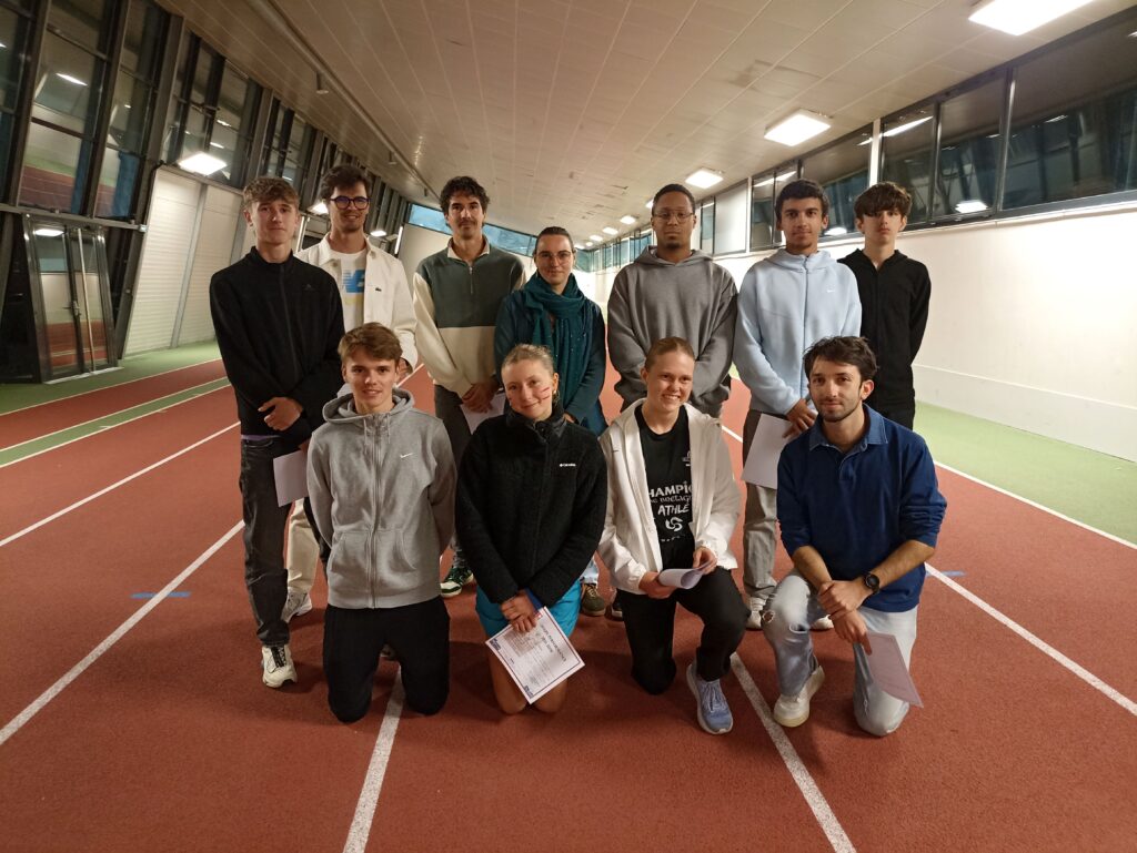 Une partie du Groupe performance 2025 du club