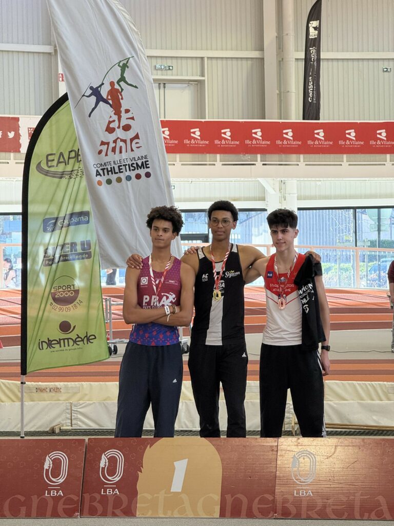 Podium d'Alan Castrec à la hauteur du Bretagne en salle 2026 à Rennes