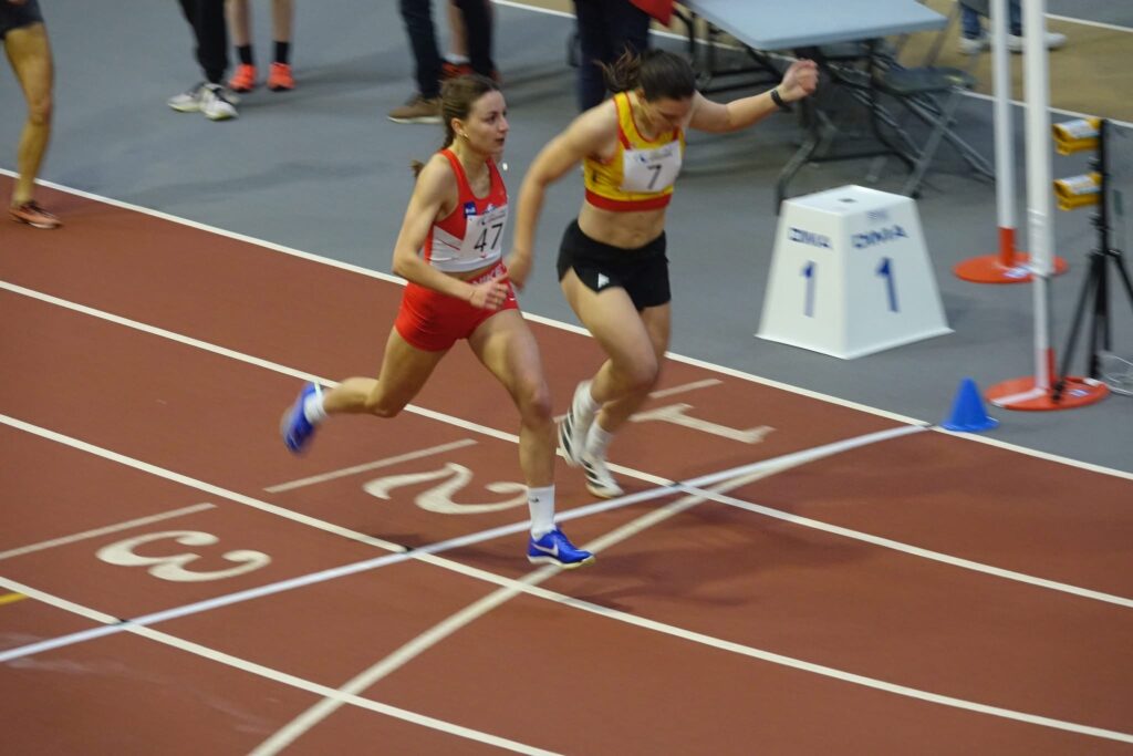 Mariana Philippart sur 400m au Finistère en salle 2026 à St Brieuc