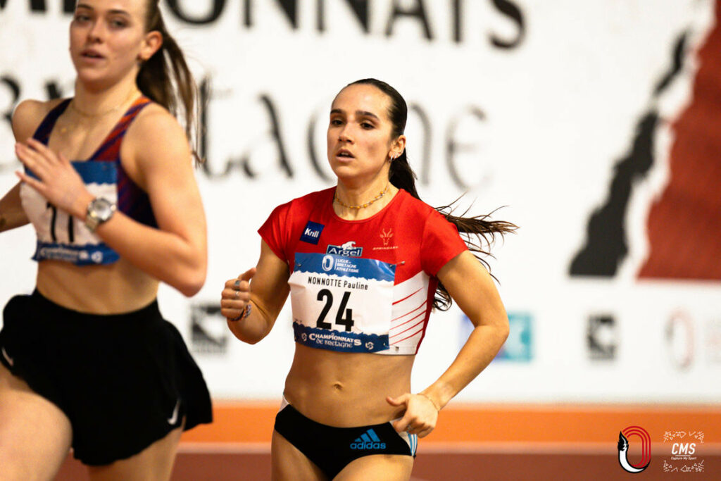 Pauline Nonnotte au 1500m du Bretagne en salle 2026 à Rennes