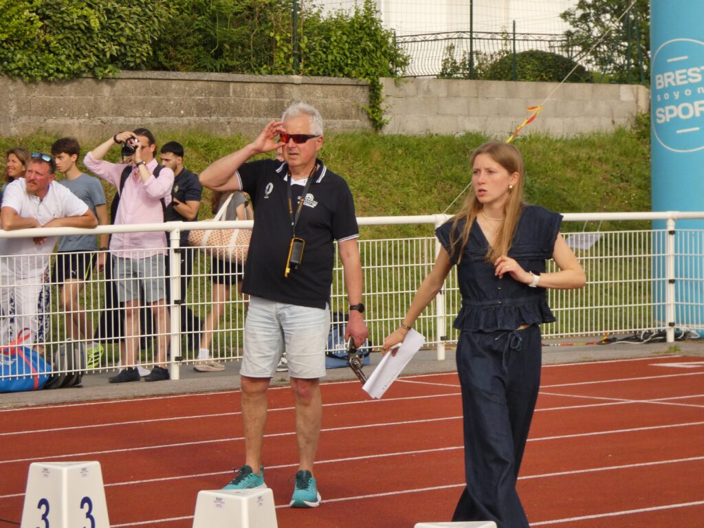 Albert Kermarec et Elise Le Menn juges au meeting Karina Bouguéon du 22 mai 2026