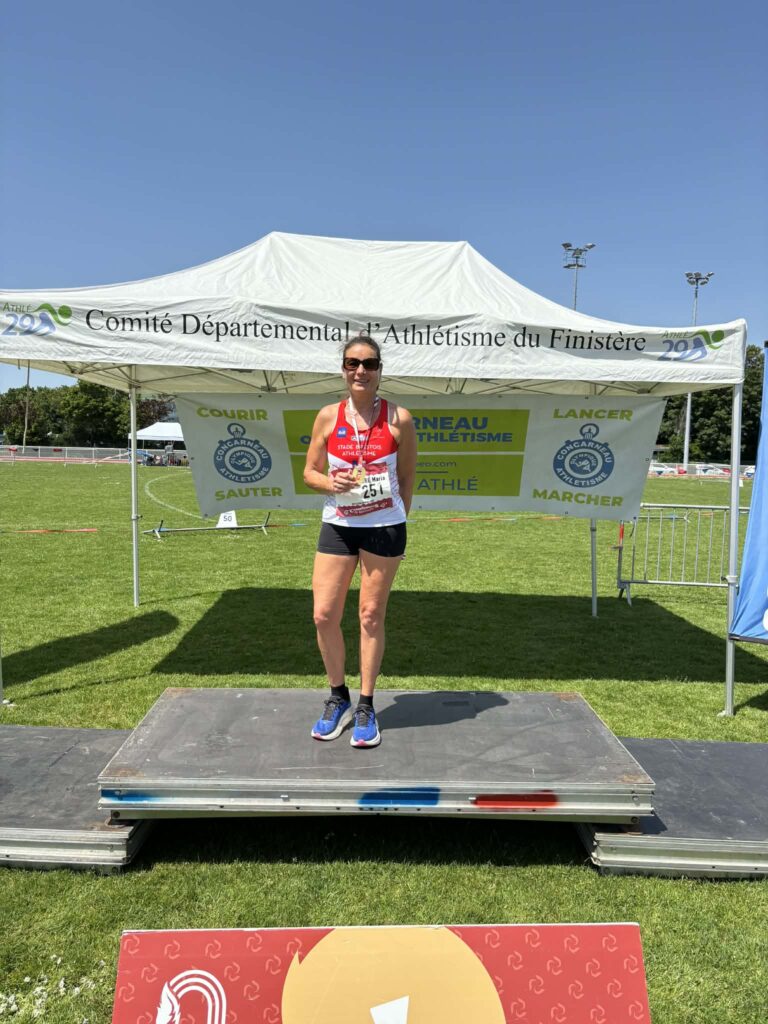 Maria Terente Corre au Bretagne Masters sur piste 2026 à Concarneau